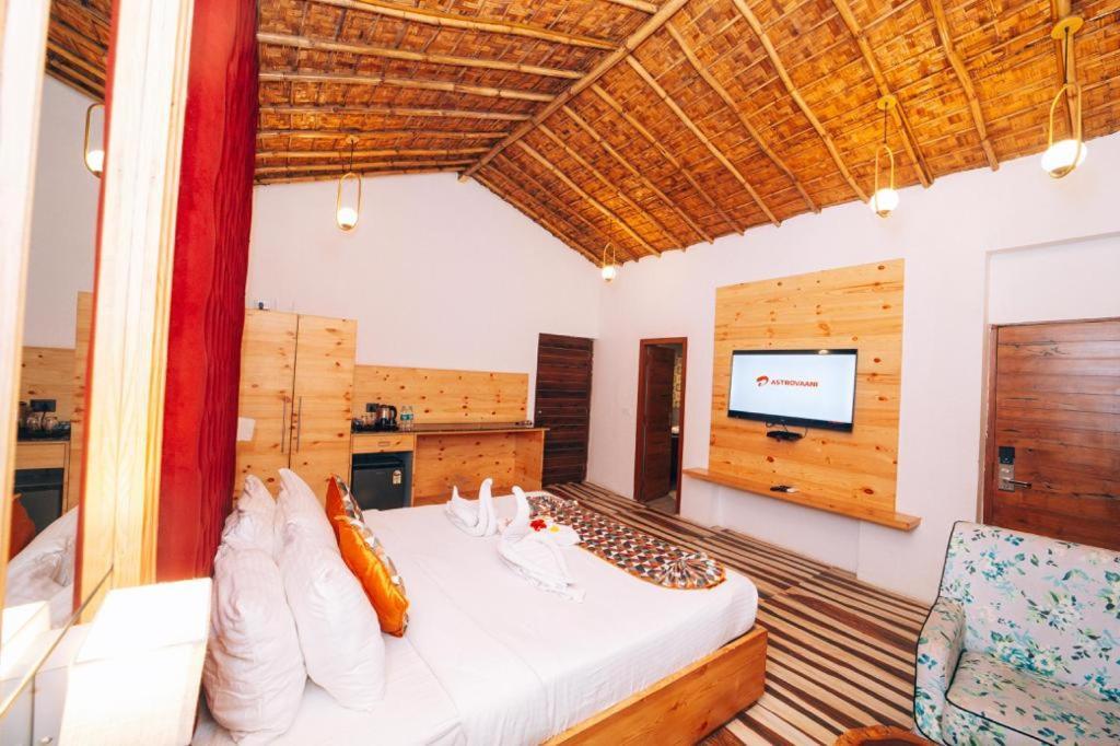 5 Senses Corbett Richness Luxuries Resort ! Destination Wedding & Corporate Events Rāmnagar Eksteriør billede