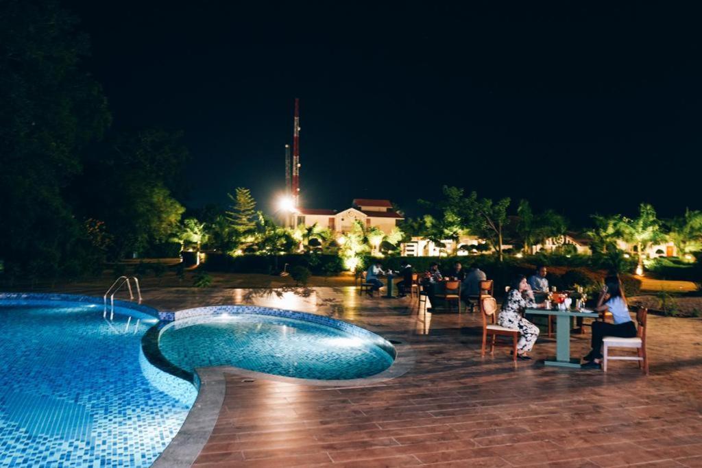 5 Senses Corbett Richness Luxuries Resort ! Destination Wedding & Corporate Events Rāmnagar Eksteriør billede
