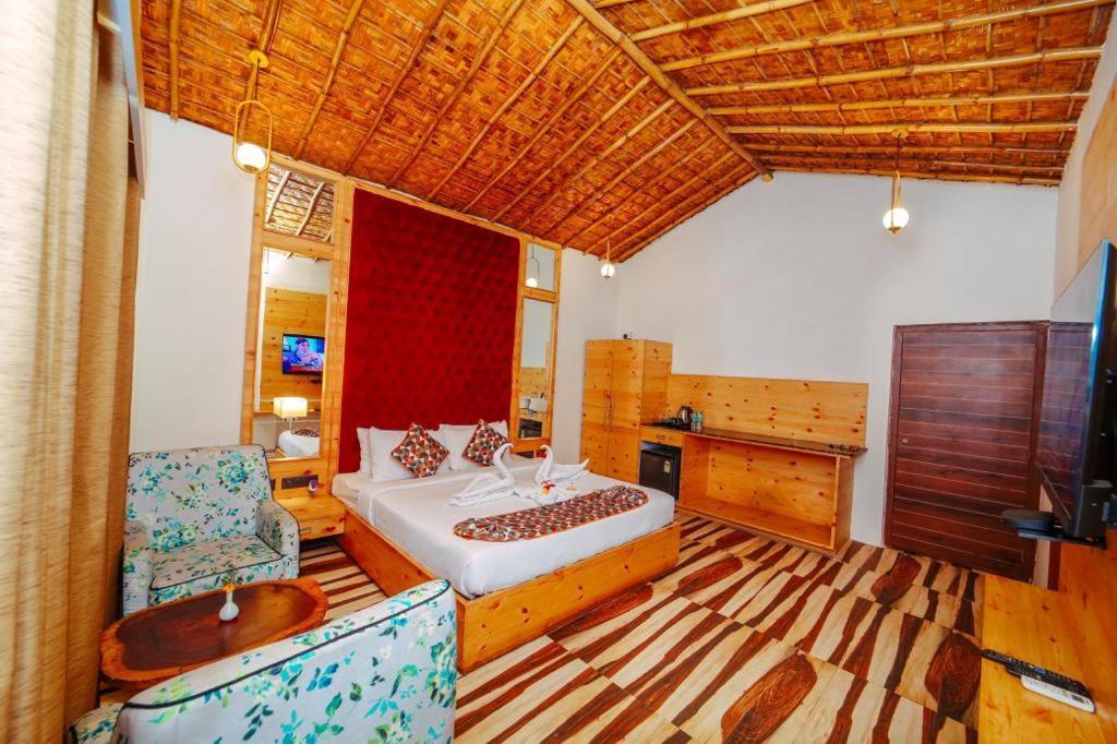 5 Senses Corbett Richness Luxuries Resort ! Destination Wedding & Corporate Events Rāmnagar Eksteriør billede